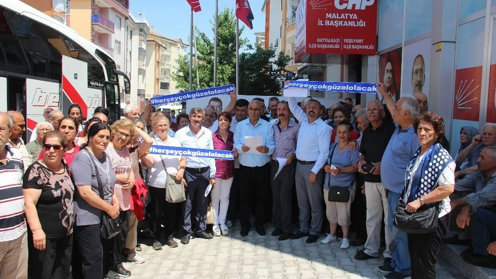 CHP İstanbul seçimleri için Malatya'dan otobüs kaldırdı 