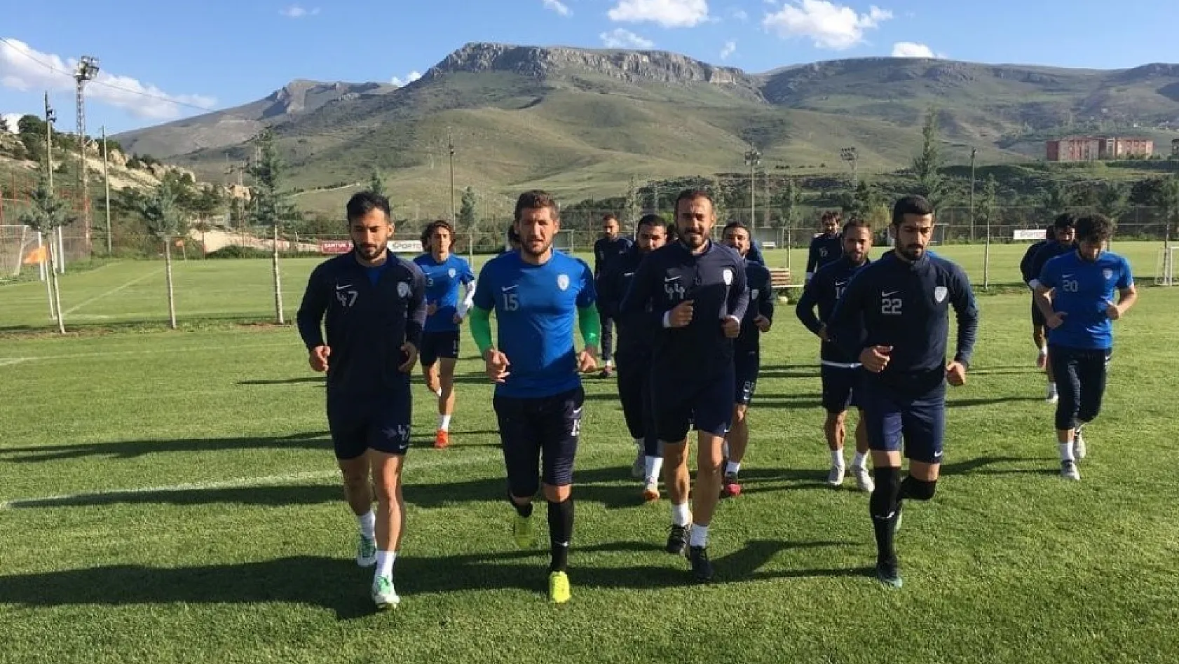 Malatya Yeşilyurt Belediyespor yeni sezon hazırlıklarına başladı 