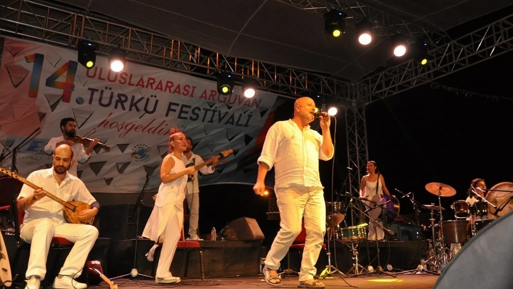 Arguvan'da Türkü Festivali coşkusu 