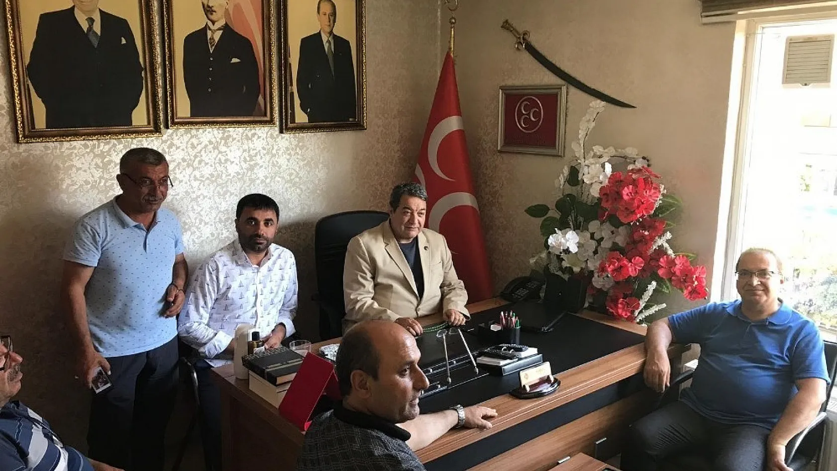 Kazgan'dan MHP'ye taziye ziyareti 