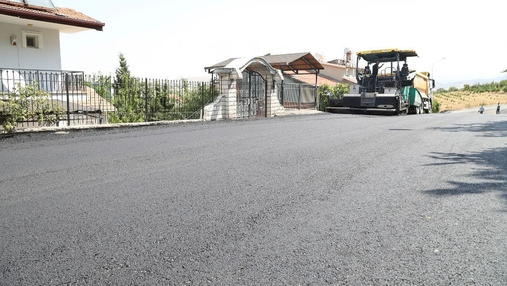 Battalgazi Belediyesi asfalt çalışmalarını sürdürüyor 