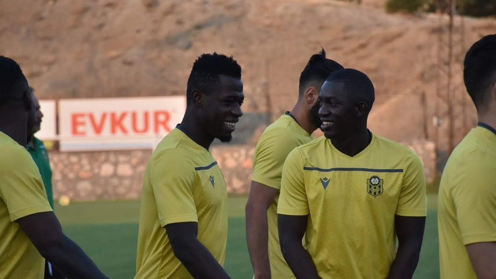 Yeni Malatyaspor'un yeni transferi Acquah'dan iddialı açıklamalar 
