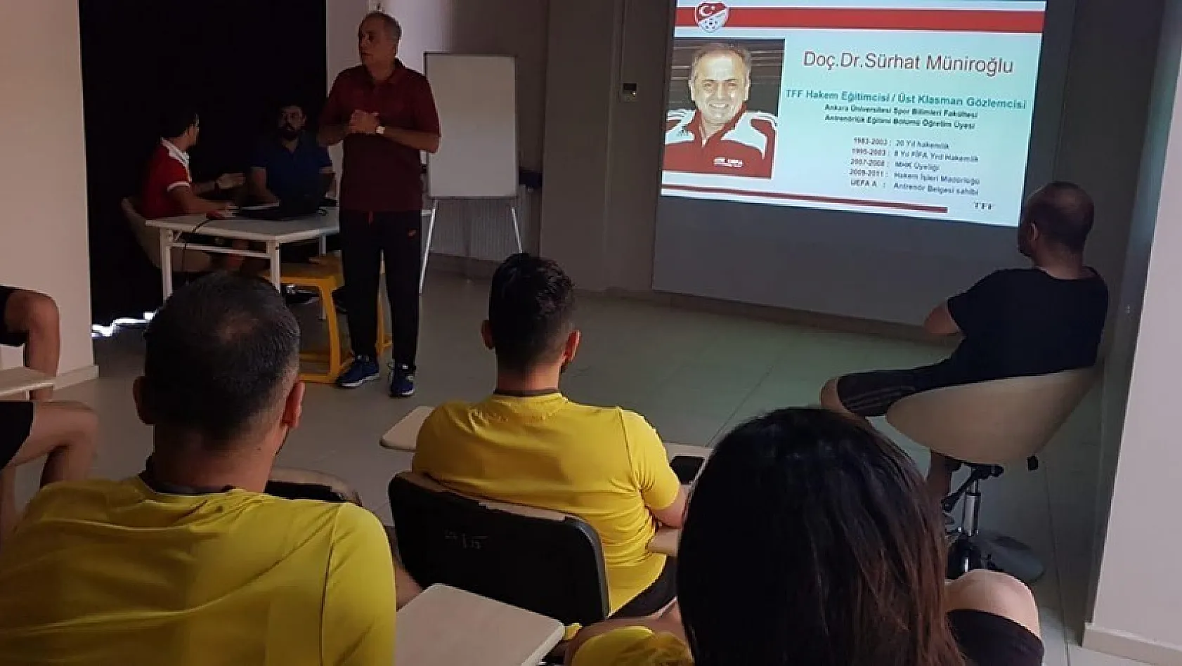 Yeni Malatyasporlu futbolculara değişen kurallar anlatıldı 