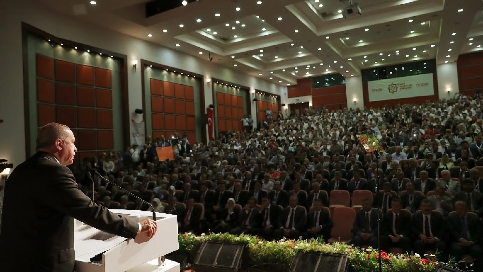 Cumhurbaşkanı Erdoğan,  'Önder İmam Hatipliler Buluşması'nda konuştu 