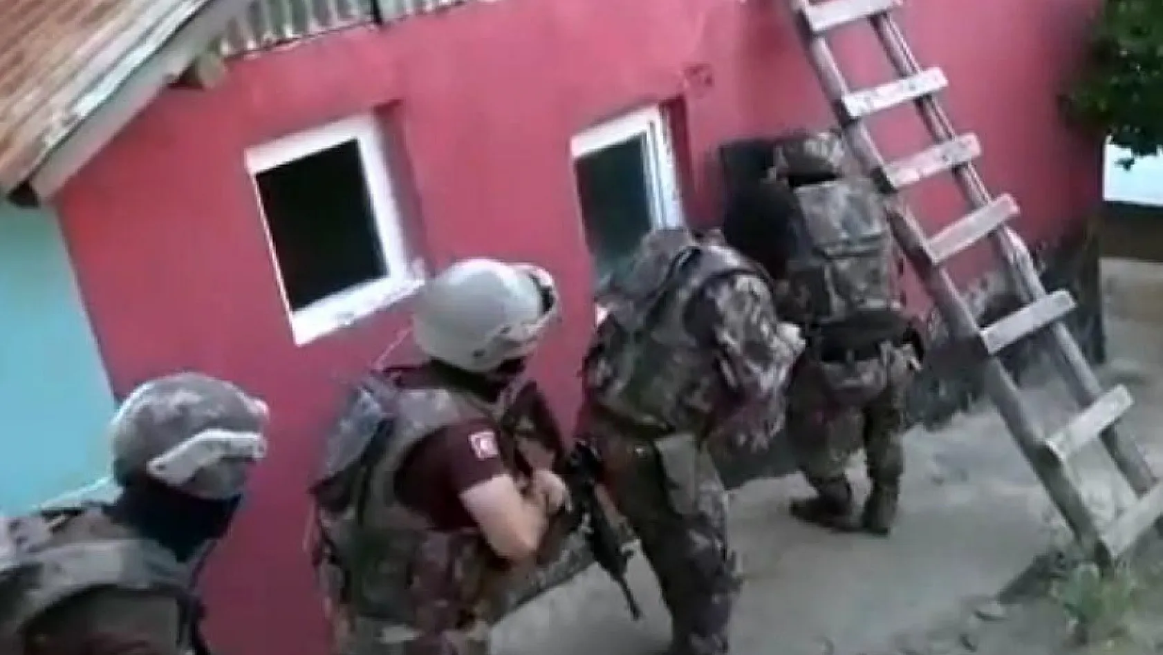 Bingöl'de uyuşturucu operasyonu: 20 tutuklama 