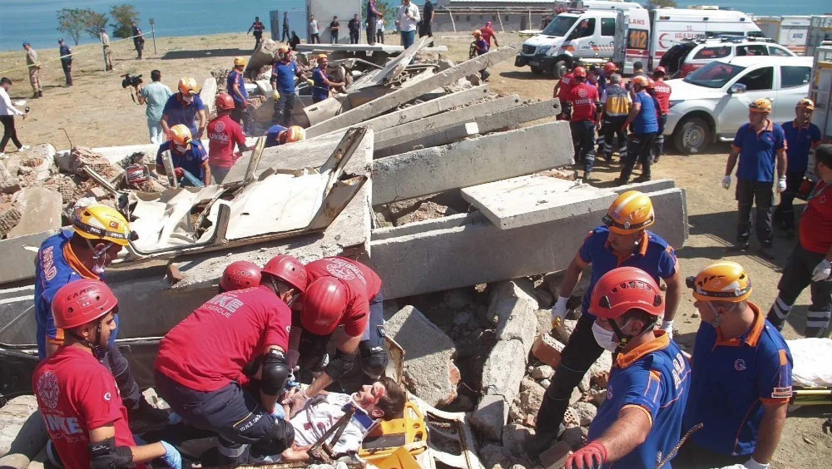 Sivrice'de 6.6 Büyüklüğünde Deprem Tatbikatı