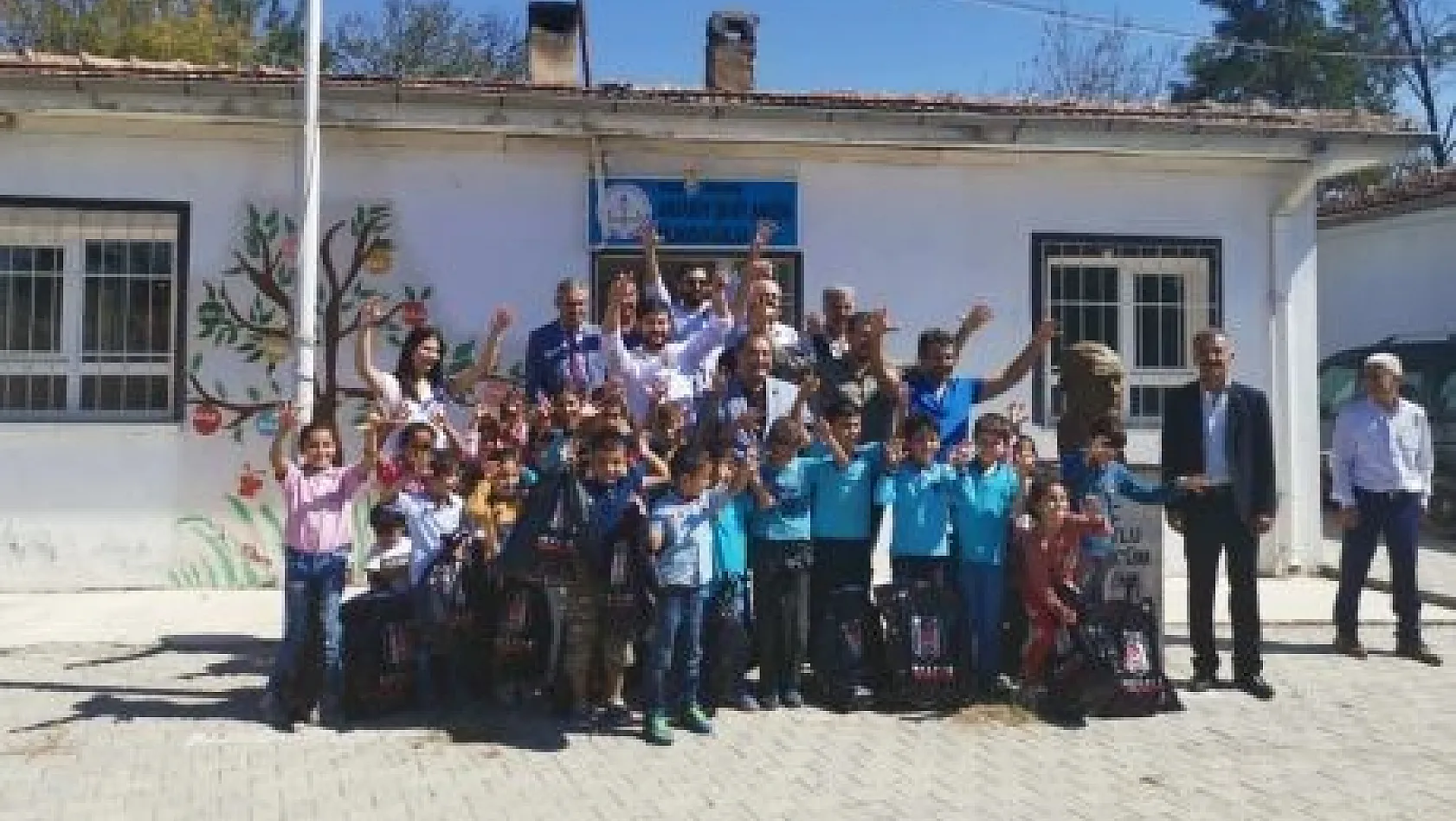 Malatya Beşiktaşlılar Derneği'nden öğrencilere destek 