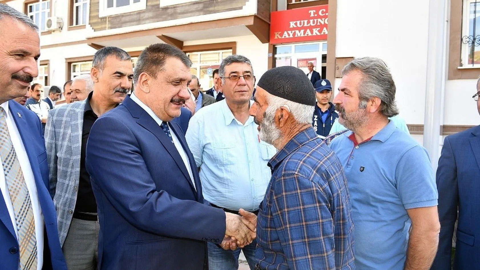 Malatya Büyükşehir Belediye Başkanı Selahattin Gürkan, Kuluncak'ı ziyaret etti 