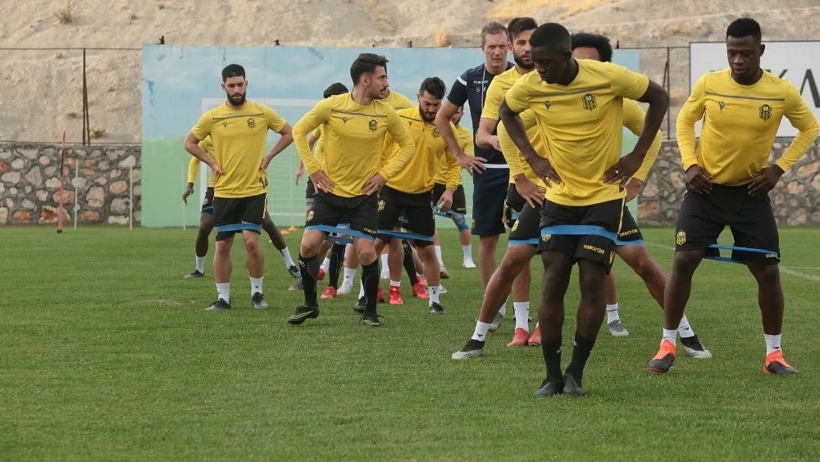 Yeni Malatyaspor'da Denizlispor maçı hazırlıkları sürüyor 