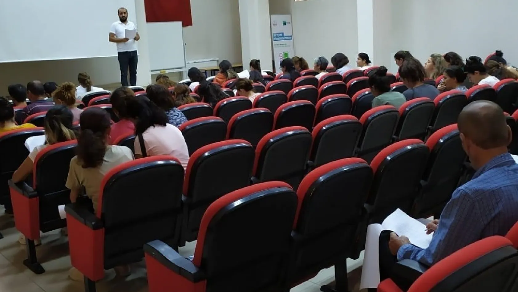 Tunceli'de 70 personele oryantasyon eğitimi 