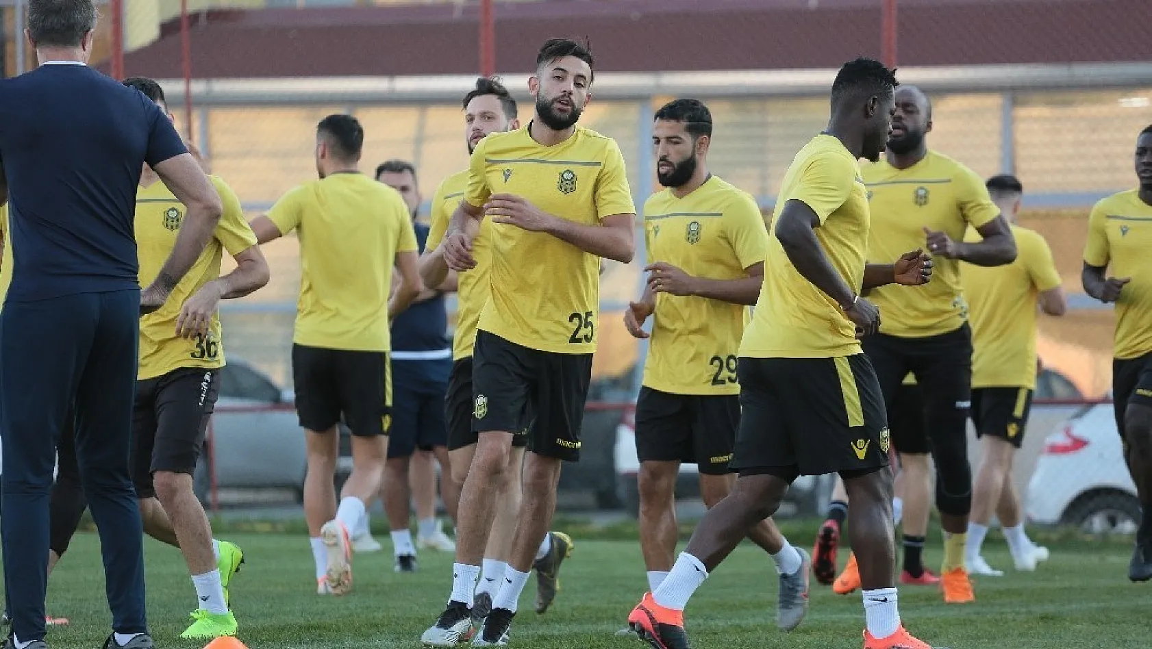 Yeni Malatyaspor'da Denizlispor maçında 3 eksik 