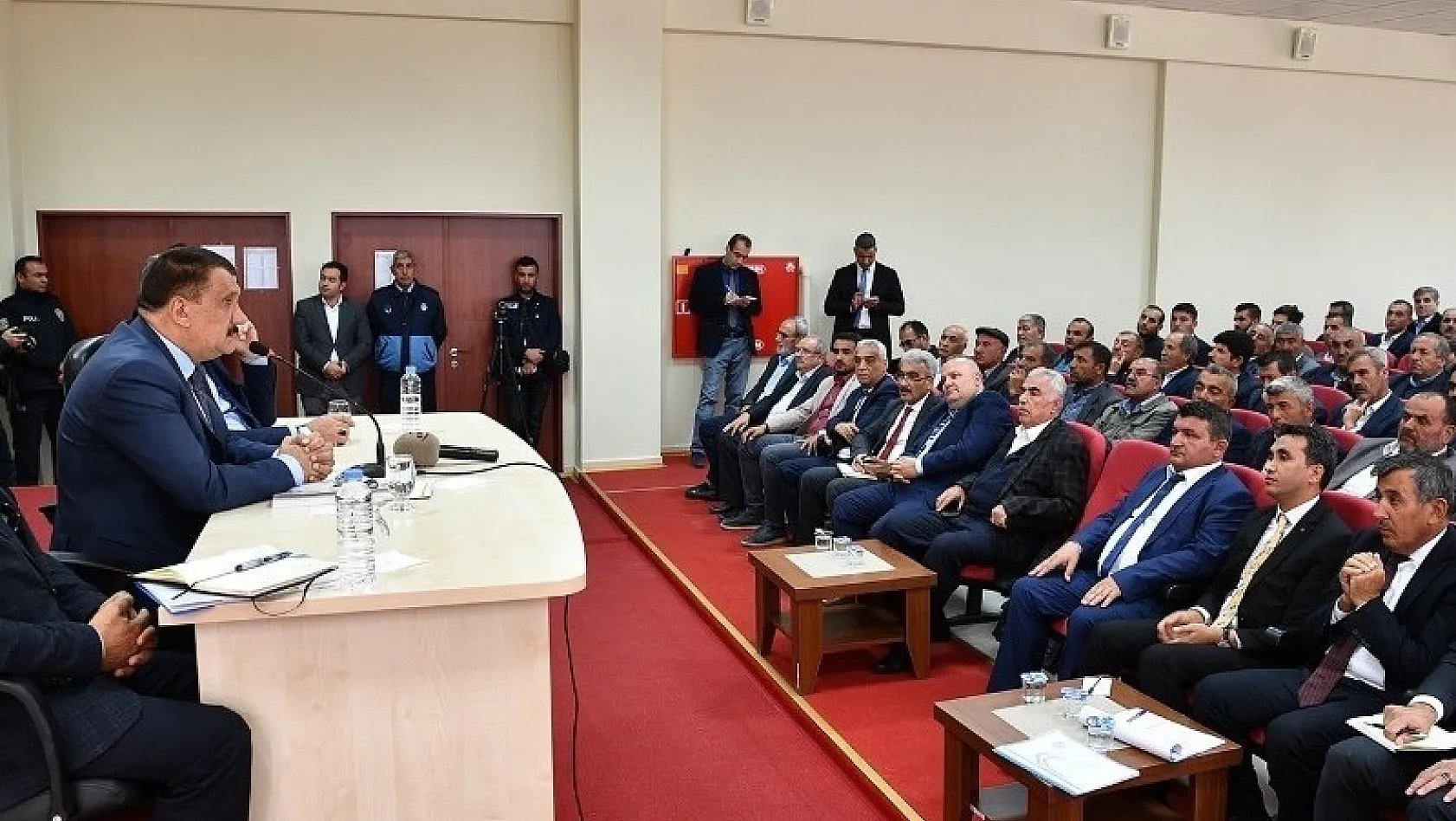 Başkan Gürkan Darende'de ziyaret ve incelemelerde bulundu