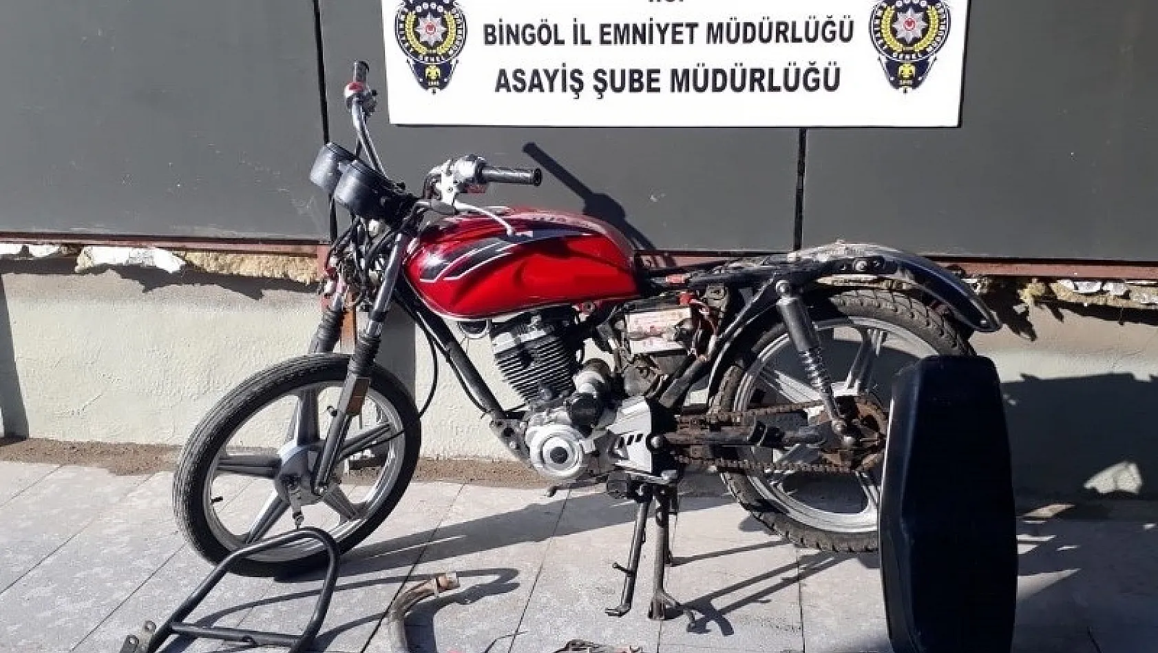 Bingöl'de gasp ve hırsızlık şüphelisi 2 şahıs tutuklandı