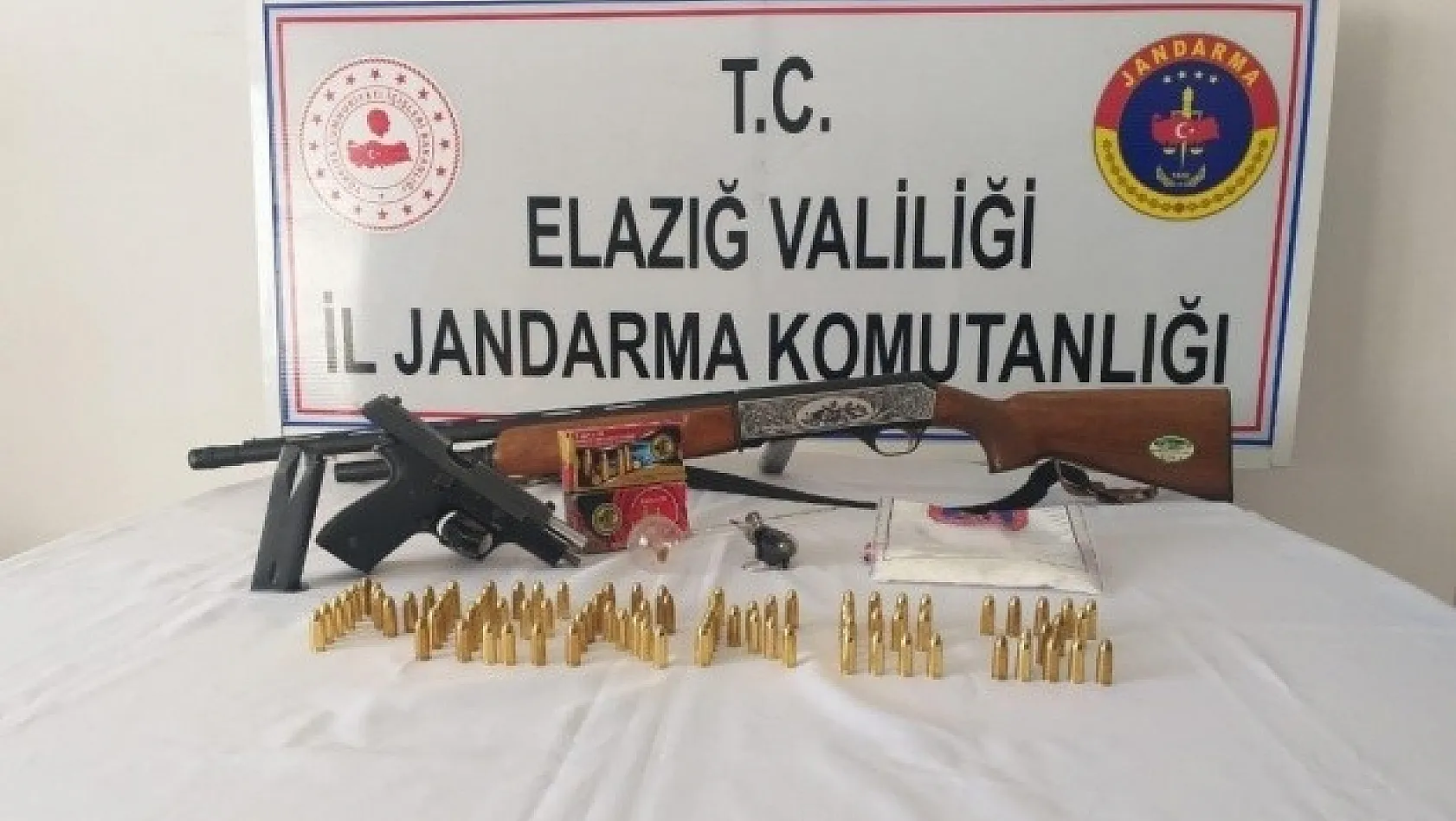 Elazığ'da Uyuşturucu ve Silah Operasyonu