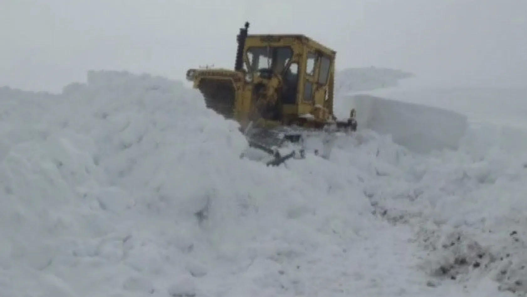 Kar Nedeniyle Kapalı 487 Köy Yolu Açıldı
