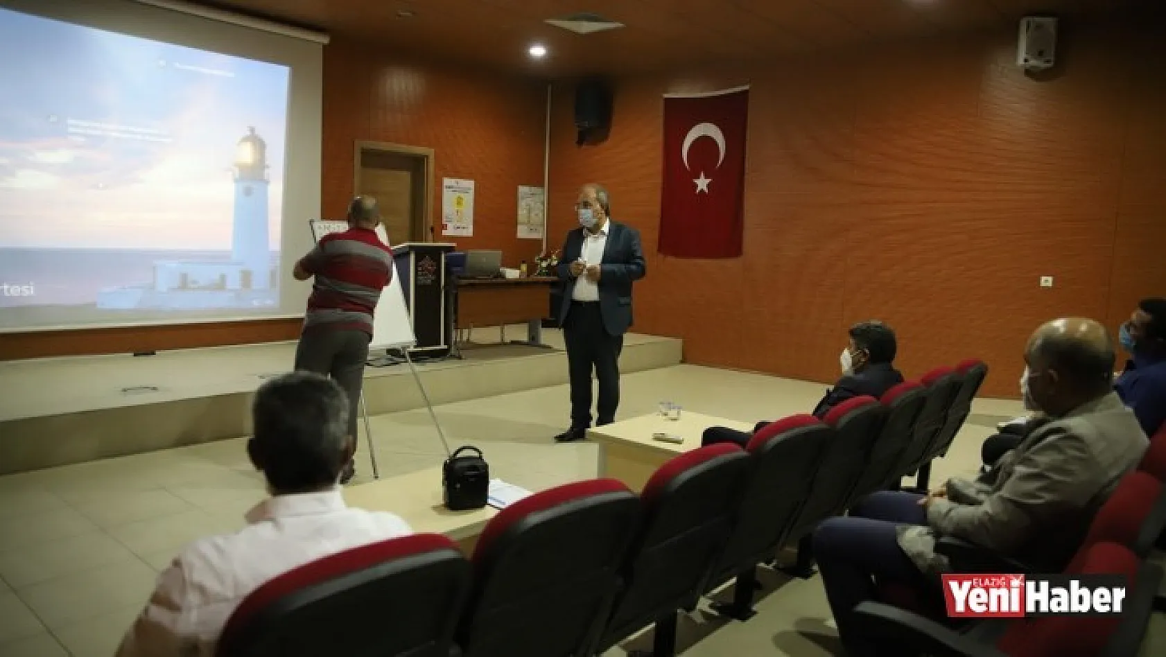 Elazığ'da Akademik Yazım ve Araştırma Teknikleri Eğitimi!