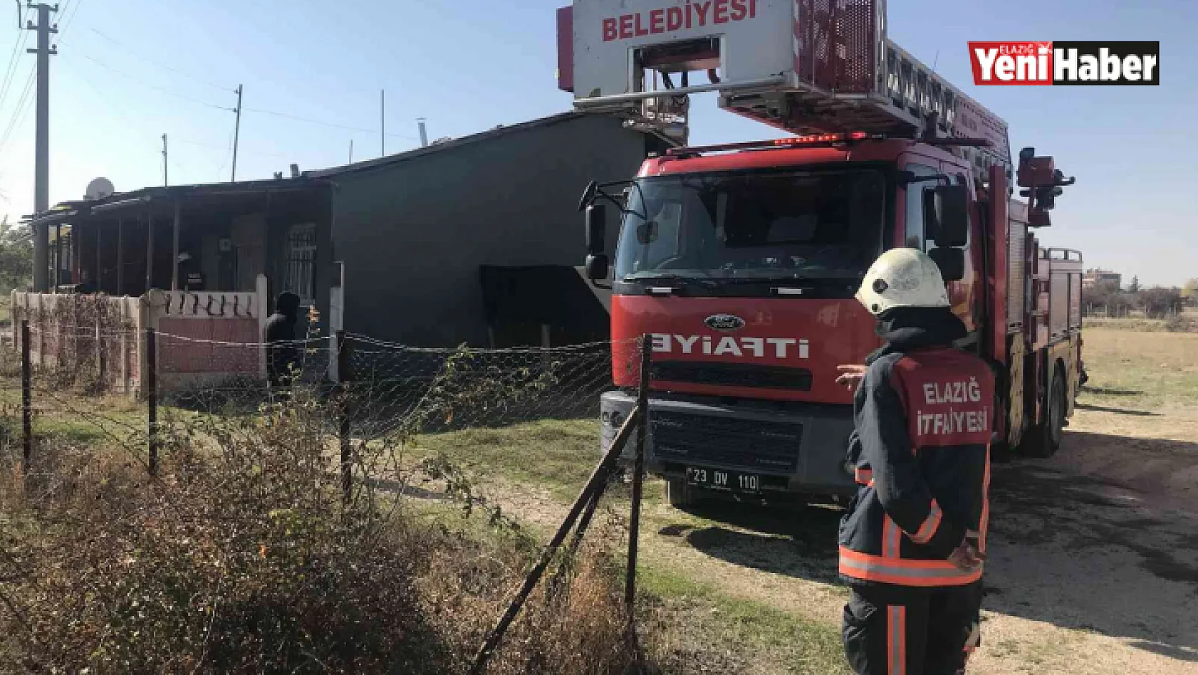 Elazığ'da ev yangını: 1 kişi dumandan etkilendi