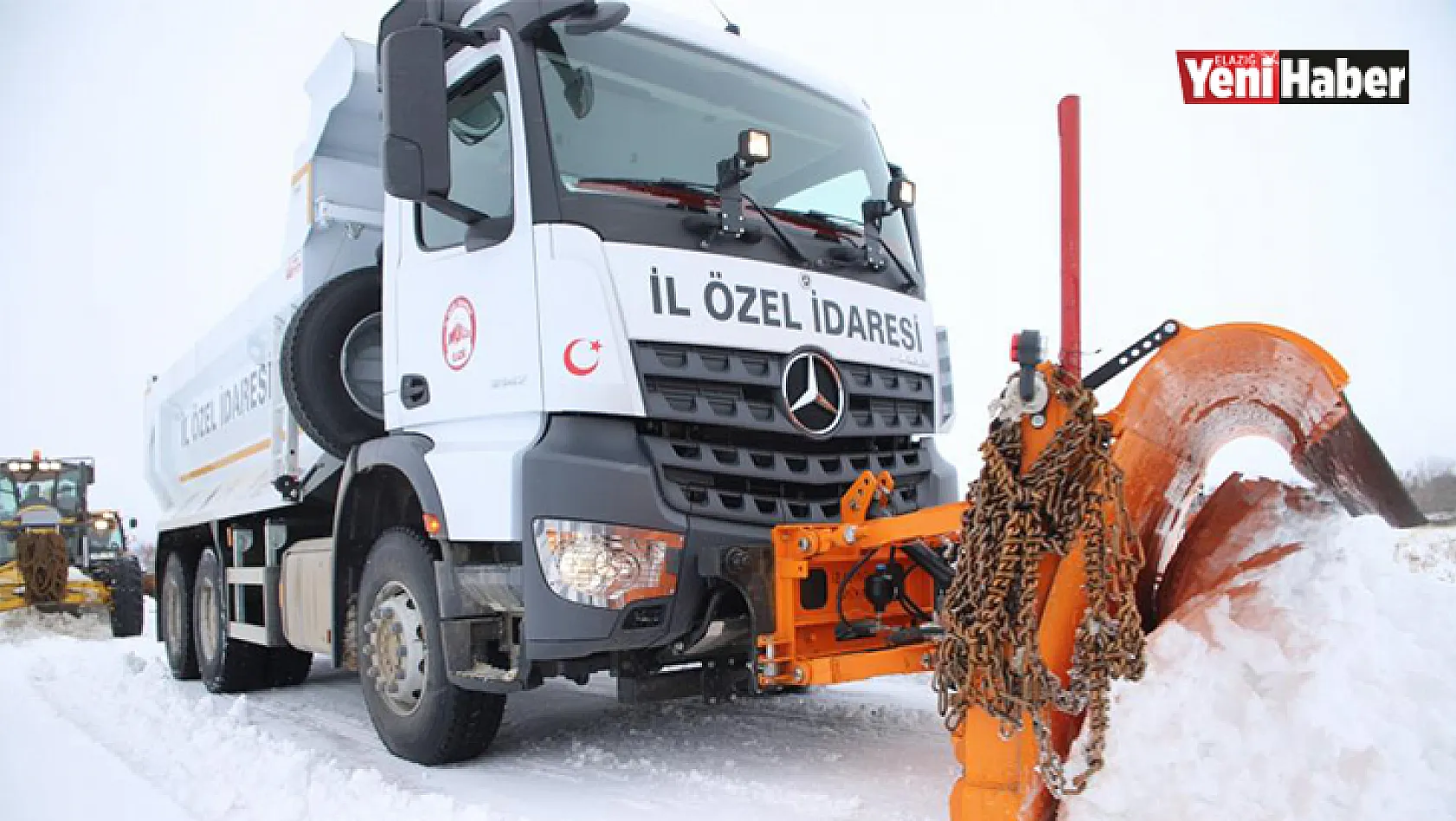 Elazığ'da kar nedeniyle  21 köy yolu ulaşıma kapandı