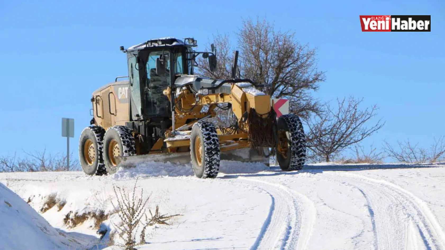 Elazığ'da Kar Yağışı, 24 Köy Yolunu Ulaşıma Kapadı