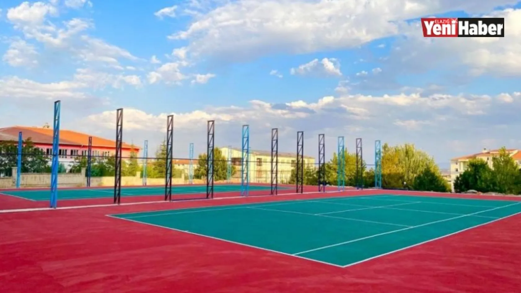 Elazığ'da Tenis Kortu İnşa Çalışmaları Devam Ediyor!
