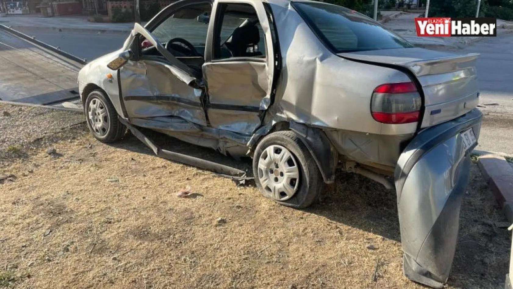 Elazığ'da Trafik Kazası : 3 Yaralı