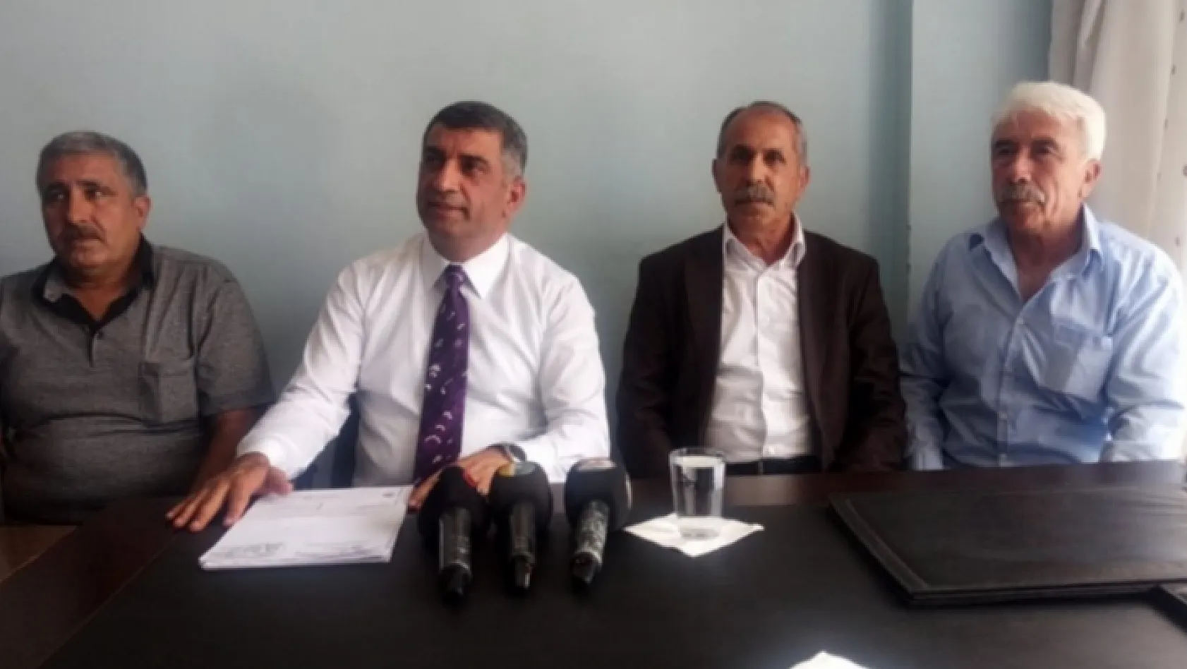 MHP'li Meclis Üyeleri CHP'ye Geçti! İmzalar Atıldı