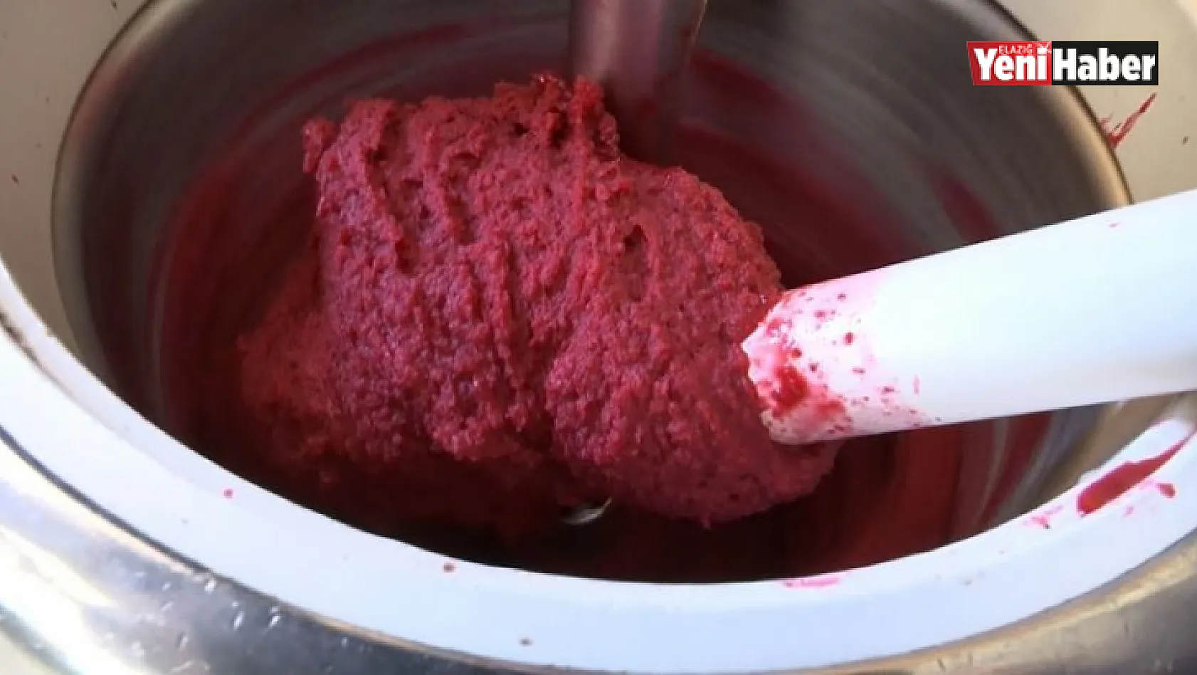 Elazığ'ın patentli lezzeti: Vişne dondurması