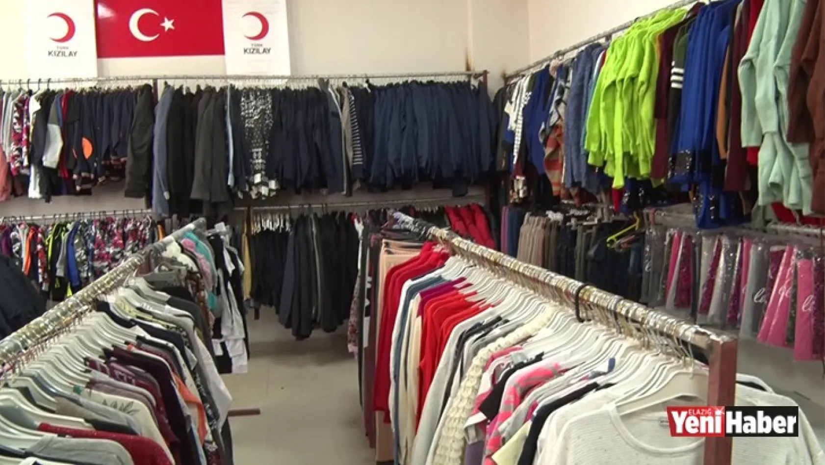 Kızılay Baskil'de Sosyal Market ve Giyim Mağazası Açtı
