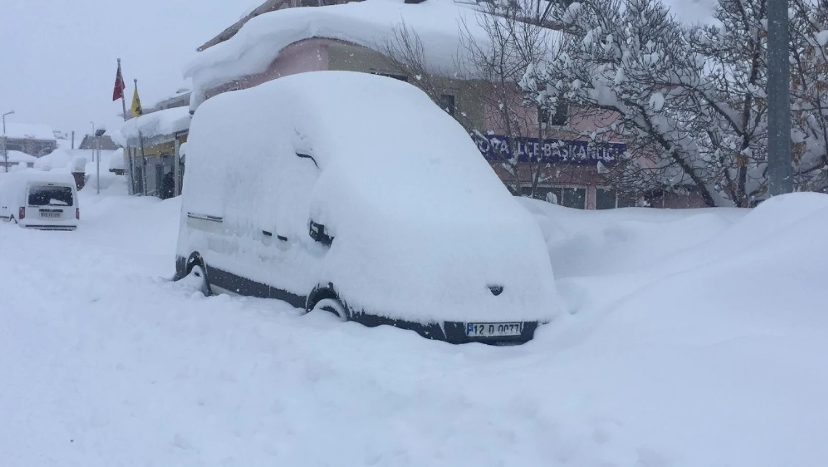 Bingöl'ün 3 ilçesinde okullara kar tatili 