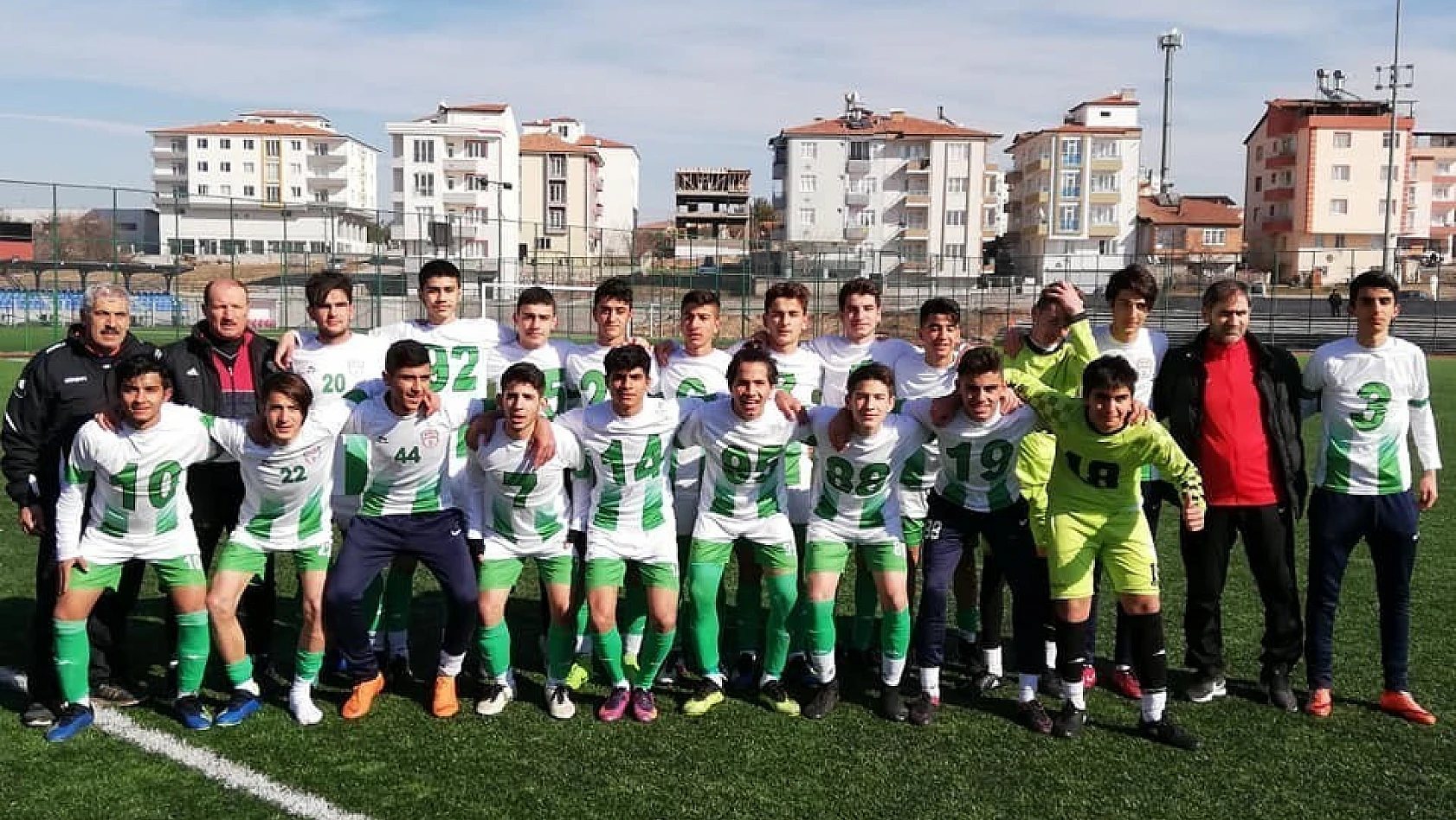 U17 Futbol Ligi'nde Malatya Yeşilyurt Belediyespor şampiyon 