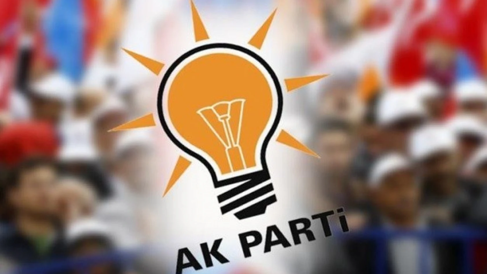 AK Parti İl Başkanı Ağaçtan Düştü