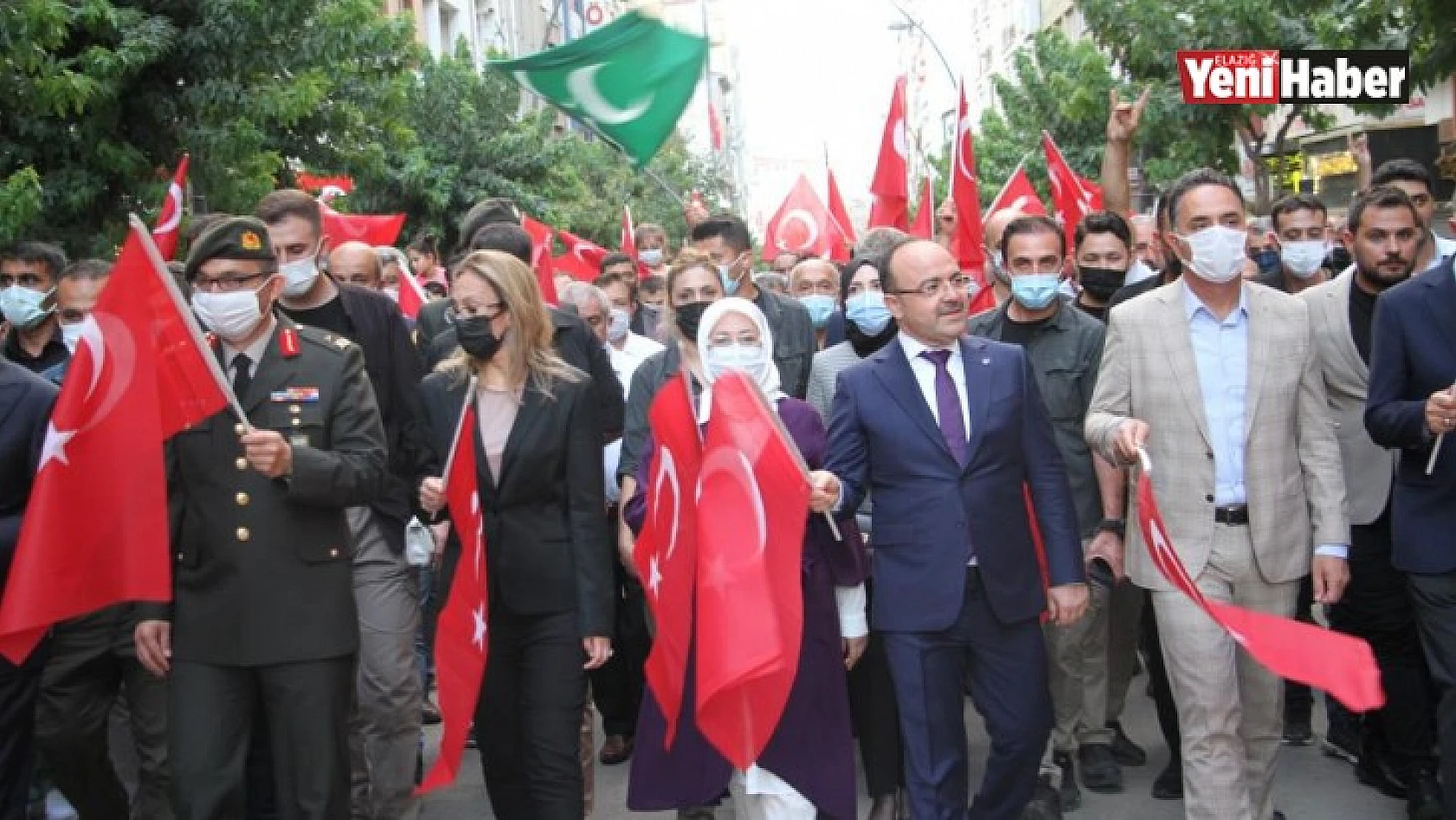 Elazığ'da 15 Temmuz Demokrasi Ve Milli Birlik Günü Törenle Kutlandı