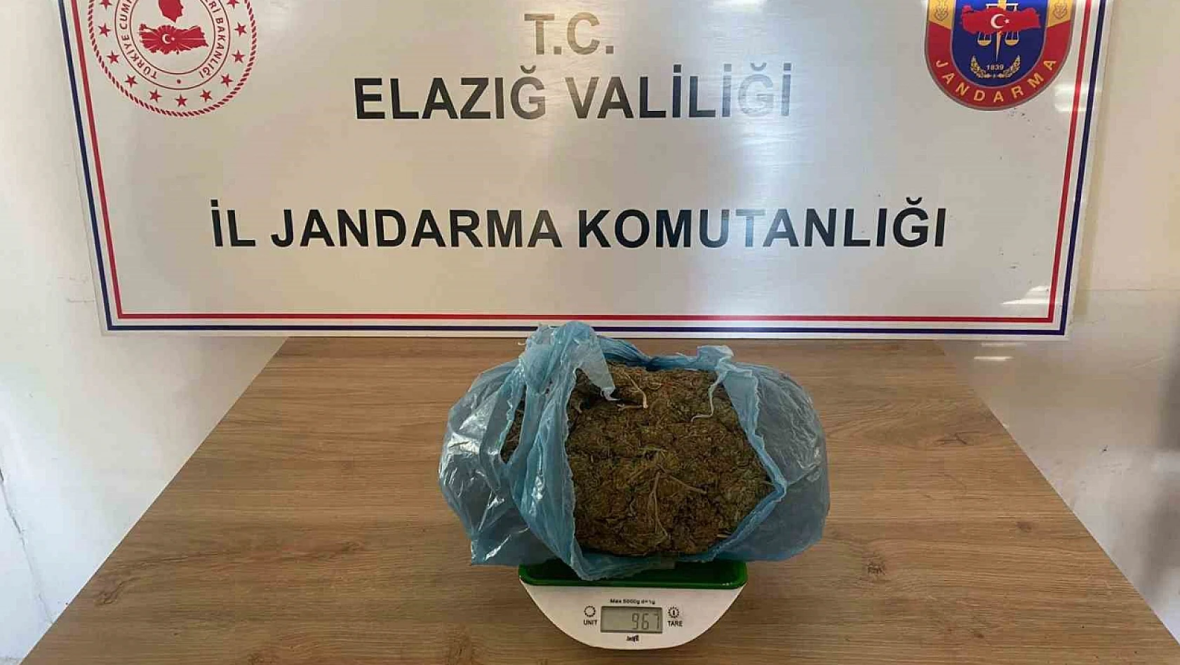Elazığ'da 3,5 kilo uyuşturucu madde ele geçirildi, 2 kişi gözaltına alındı
