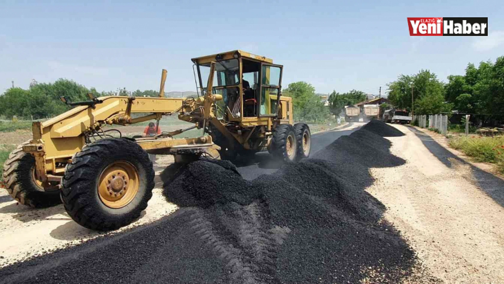 Elazığ'da asfaltlama çalışması sürüyor
