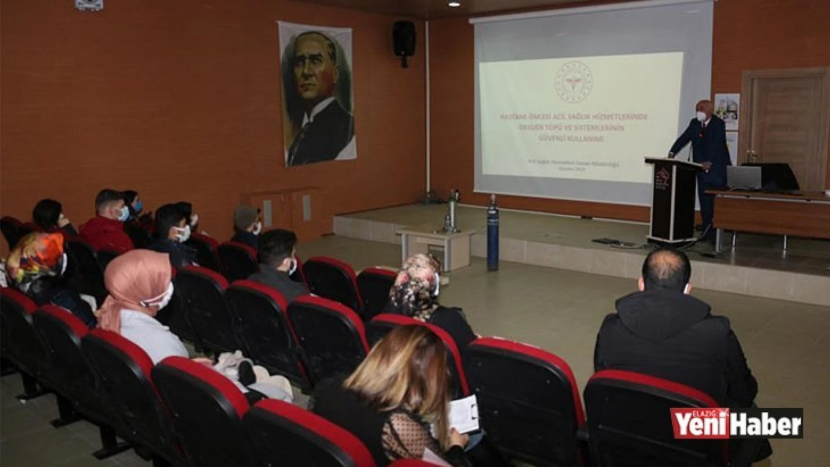 Elazığ'da Sağlık ve Bakım Personeline Eğitim Verildi