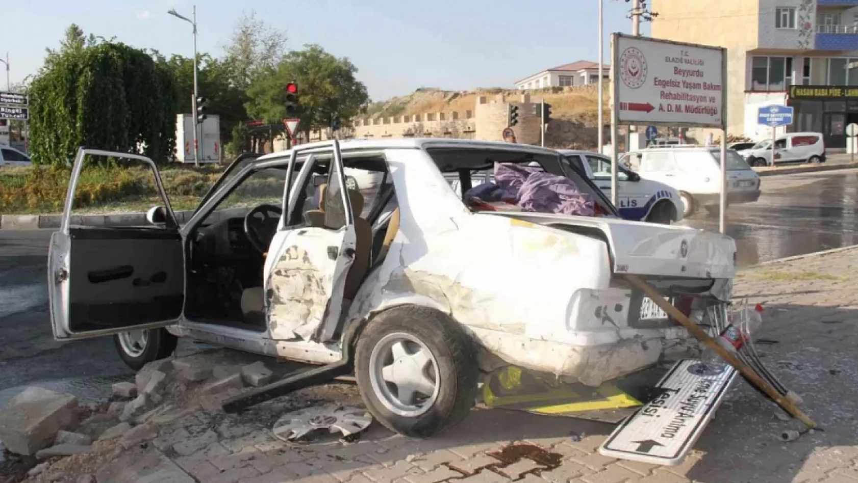 Elazığ'da Trafik Kazası! Çok Sayıda Yaralı Var!