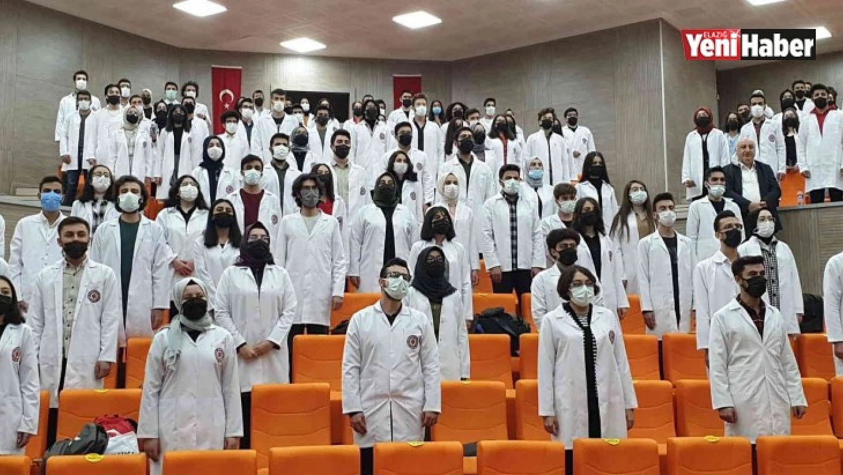 FÜ Tıp Fakültesi öğrencileri beyaz önlüklerini giydi