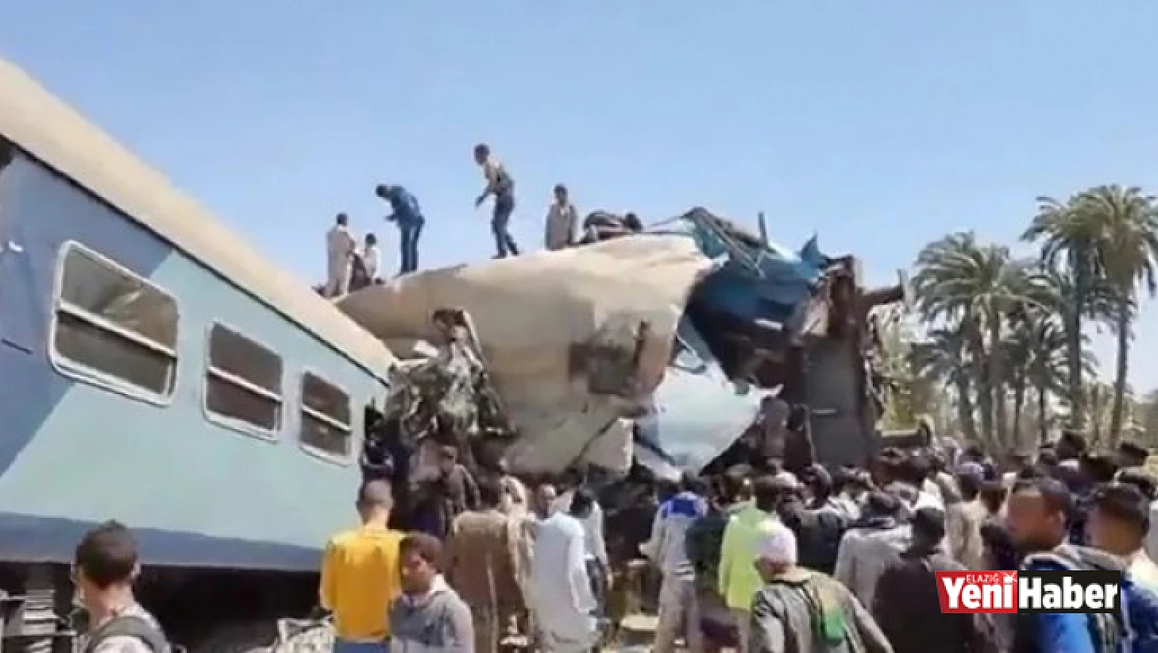 Mısır'da Tren Kazası 32 Ölü!
