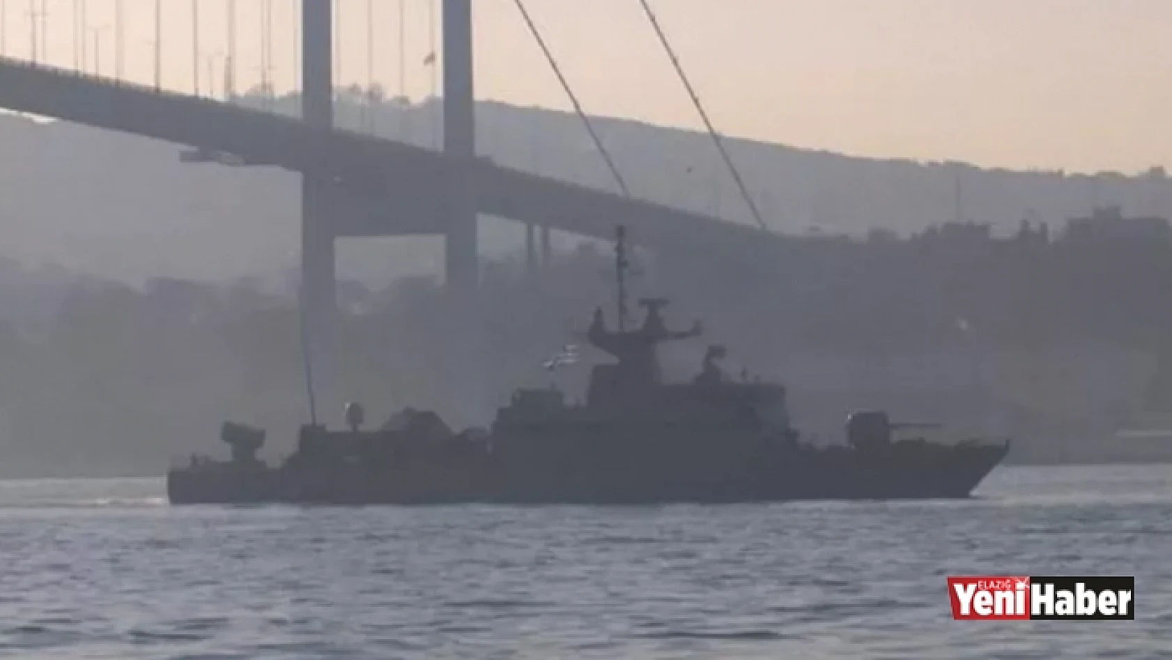 Yunan Savaş Gemisi İstanbul Boğazında!